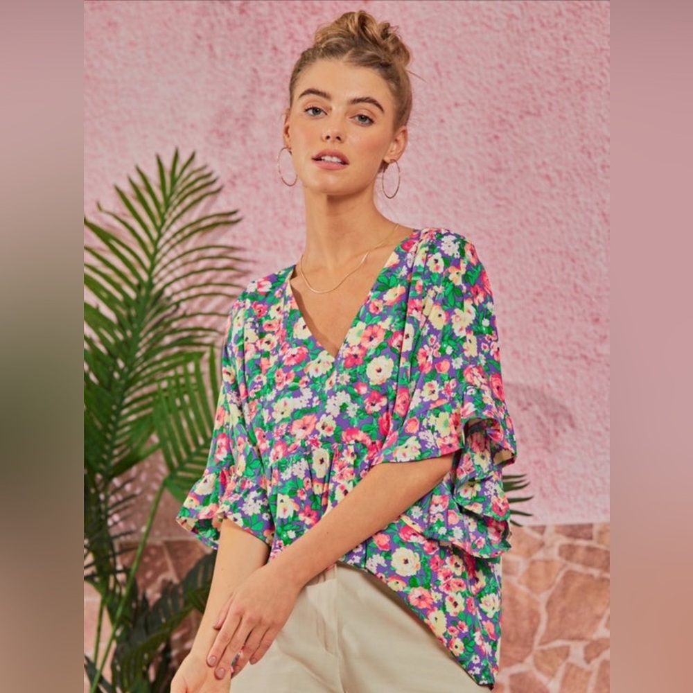 Emily Wonder Ruffled Multicolor Floral Boxy Blouse- 
size L, New Without Tags